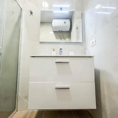 아파트 1 Bedroom 873
