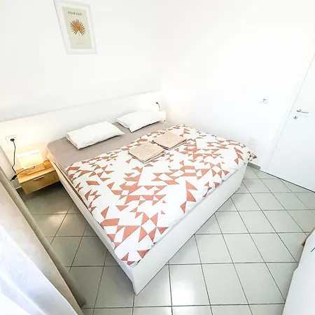 1 Bedroom 873 Durrës