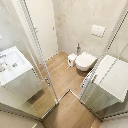 1 Bedroom 873 * Durrës