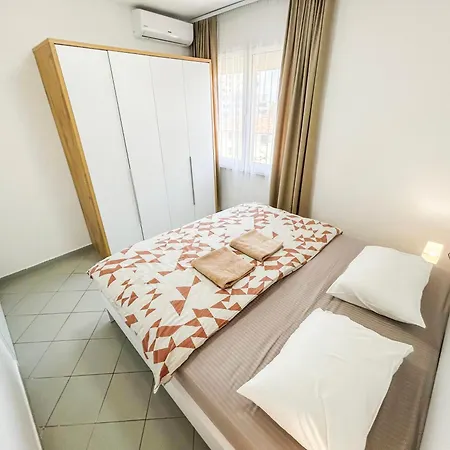 1 Bedroom 873 Durrës